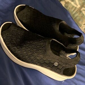 Super comfortable sandals originally purchased from DSW.